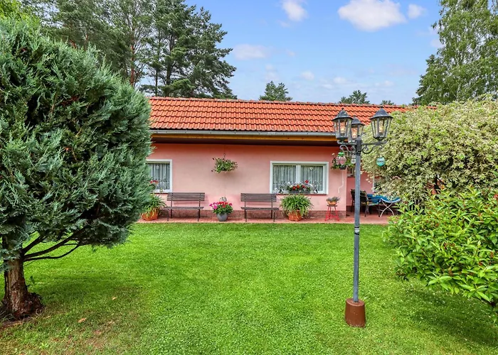 Nyaraló Doppelhaushaelfte Altglobsow